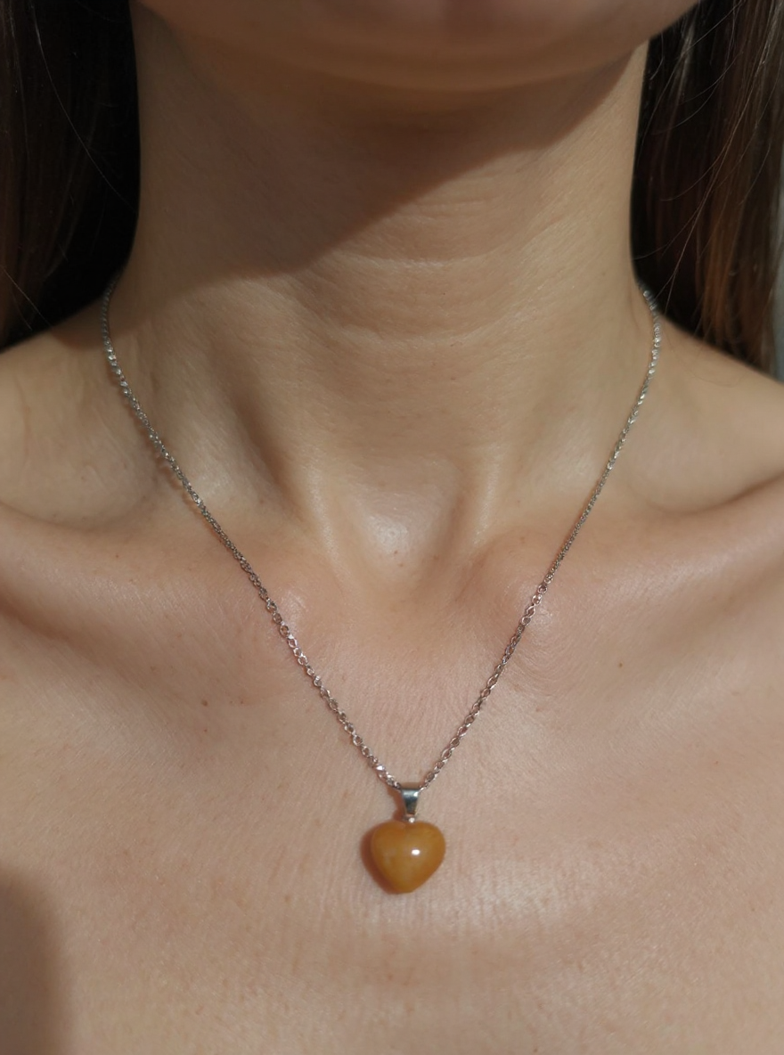 🤎 Natural Agate Heart Necklace – Stainless Steel Chain