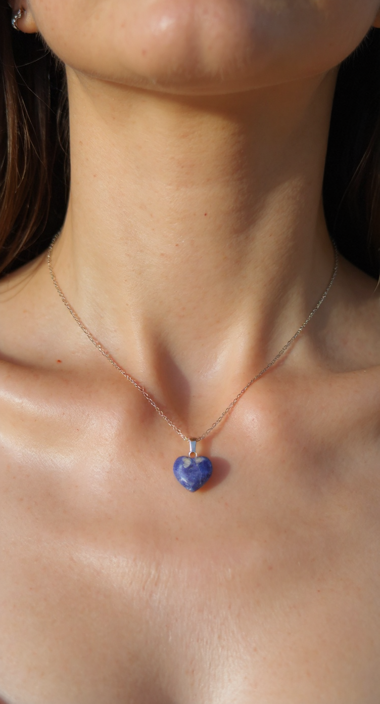 💙 Natural Lapis Lazuli Heart Necklace – Stainless Steel Chain